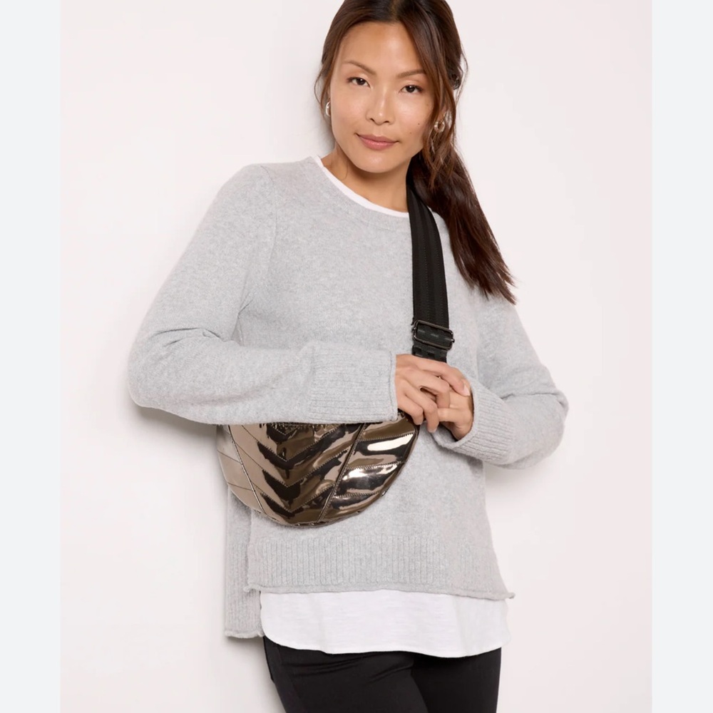 Evereve Metallic Gunmetal Quilted Crossbody Belt Bag - Picture 12 of 12